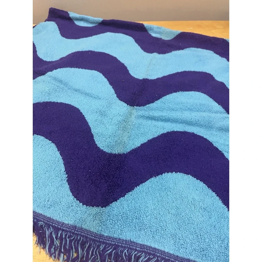 Vtg‎ Fieldcrest Purple Aqua Wavy Bath Towel 42x24